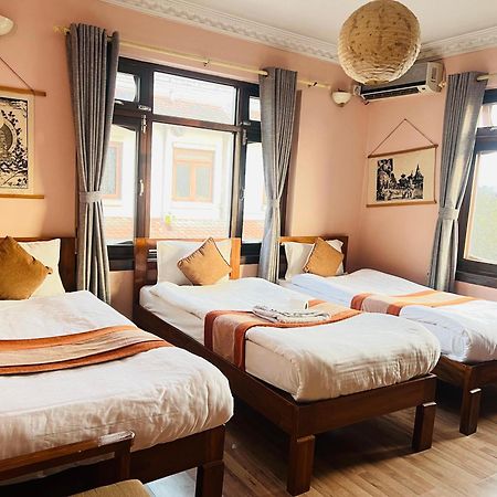 Hotel Cloud 9 Garden Kathmandu Exterior foto